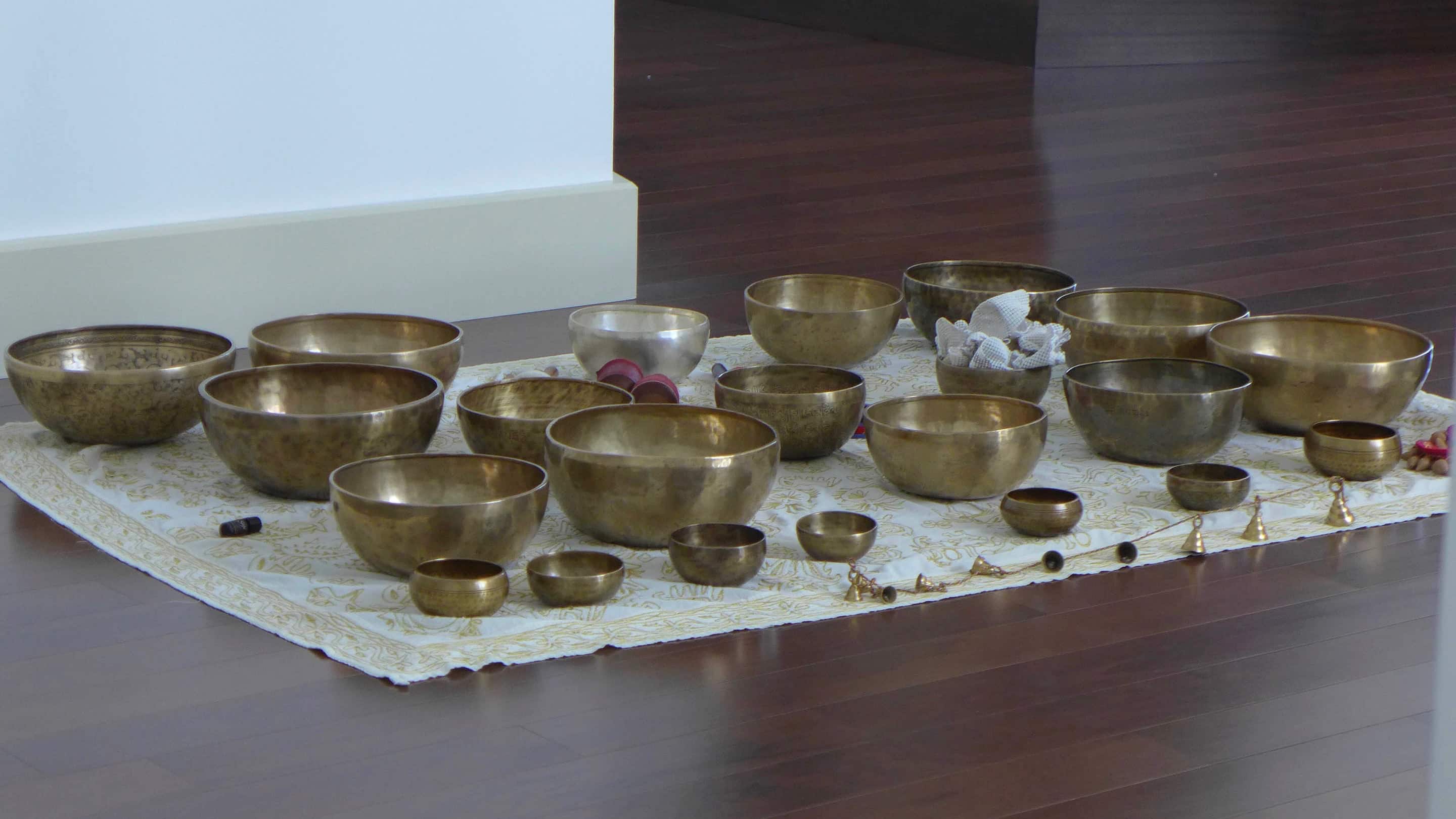 Tibetan singing bowls